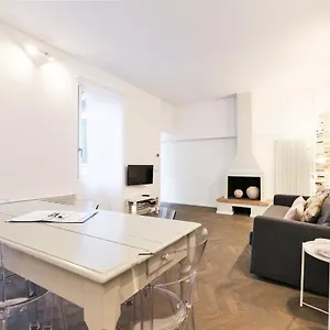 Appartement Prestige Boutique Homes - Il Nido Dei Navigli, Milaan