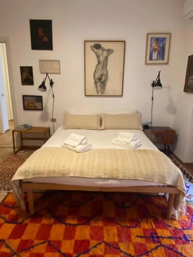 Salasco 20 - Bocconi Porta Romana Unique And Stylish Apartment! Milaan Appartement